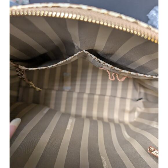 Beautiful Brahmin Duxbury Handbag Cream Gold Faux Snakeskin Satchel Crossbody - Picture 11 of 16